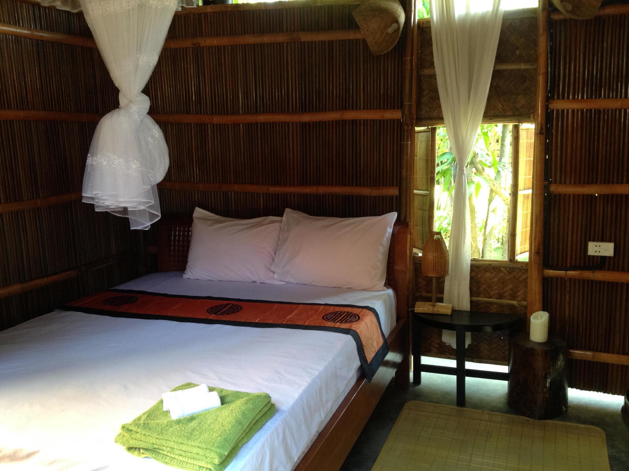 Hotel Under The Coconut Tree Hoi An Exteriér fotografie